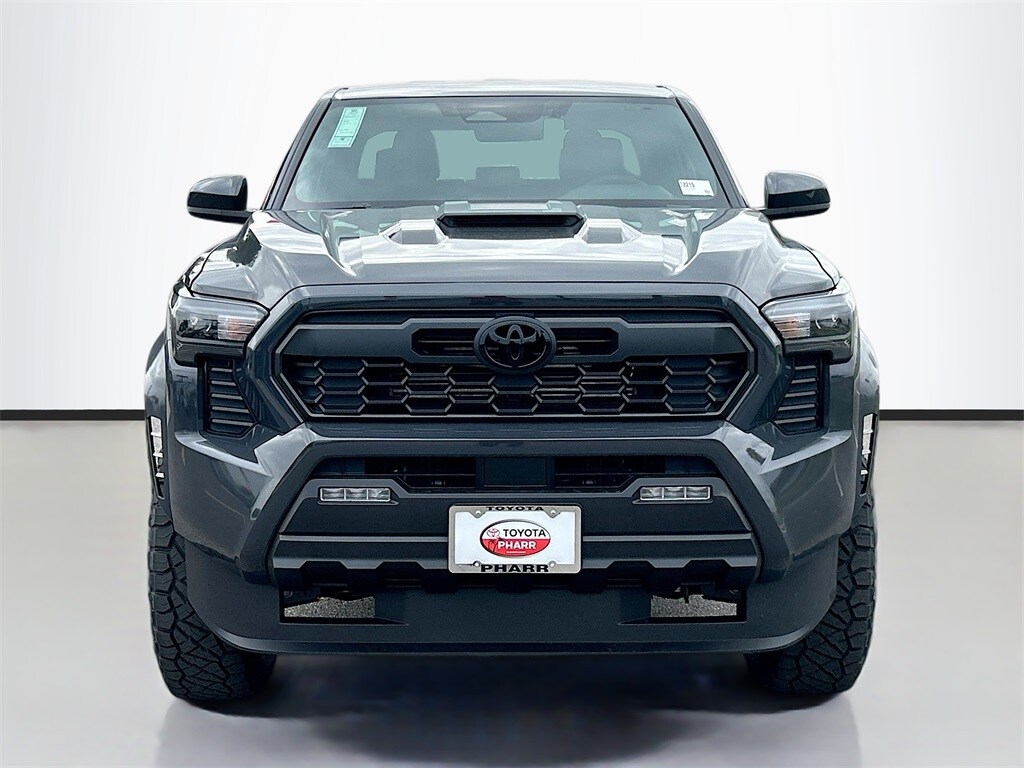 2025 Toyota Tacoma TRD Sport photo 2