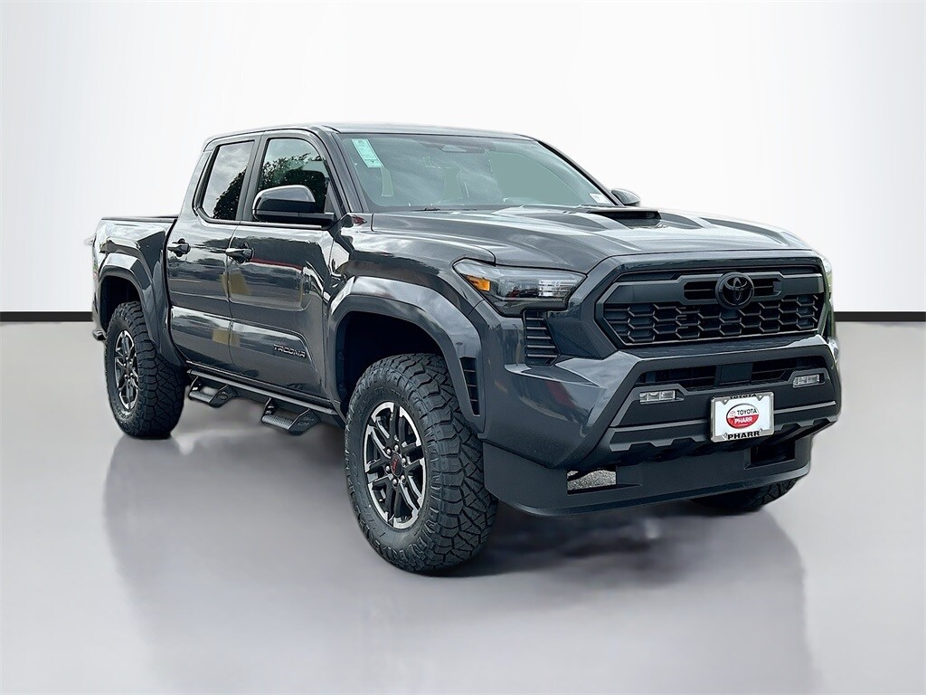 2025 Toyota Tacoma TRD Sport photo 3