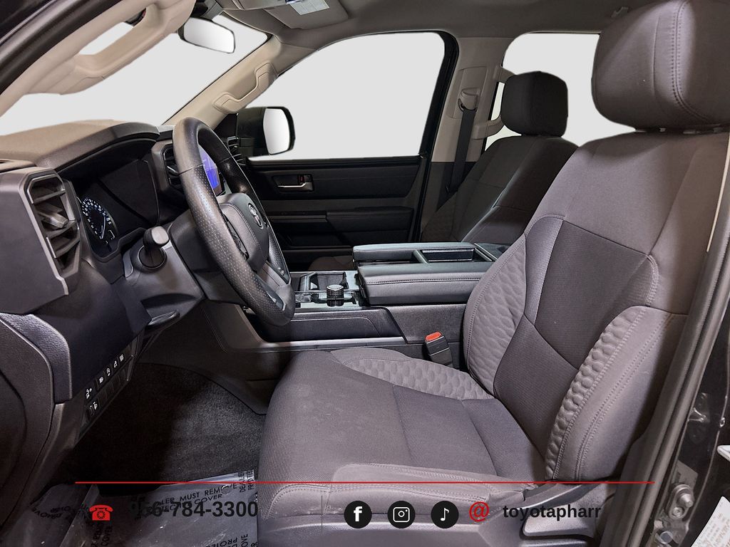 2024 Toyota Tundra SR5 - Photo 18