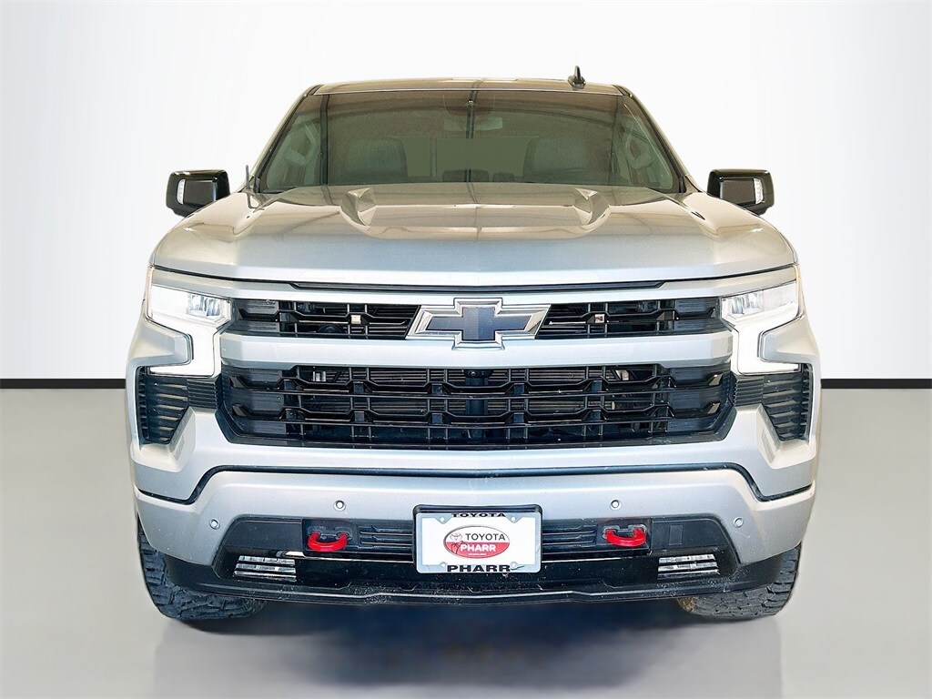 2024 Chevrolet Silverado 1500 RST photo 2