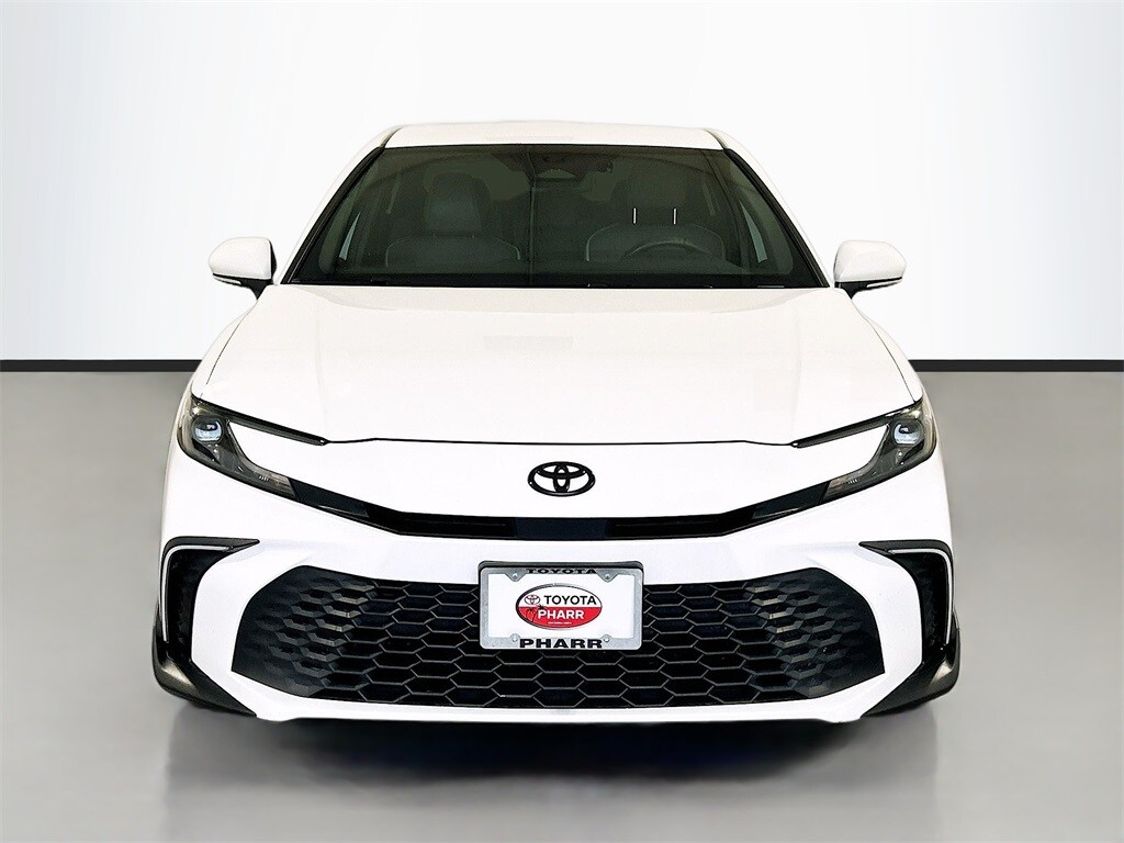 2025 Toyota Camry LE photo 2