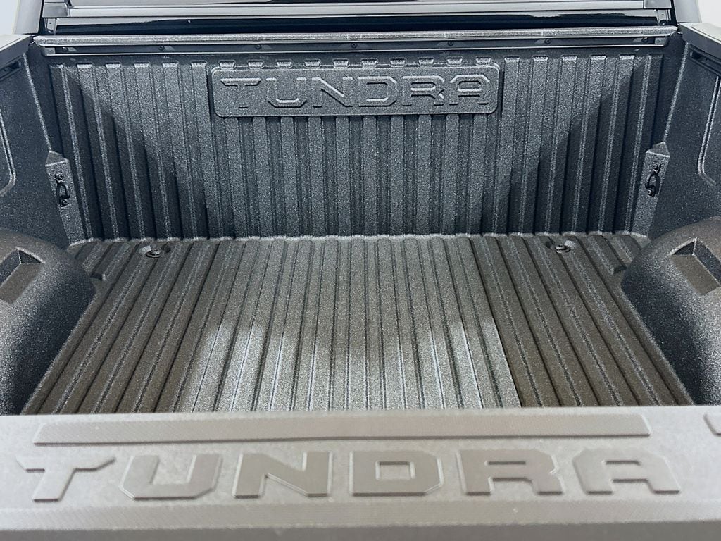 2026 Toyota Tundra SR5 - Photo 7