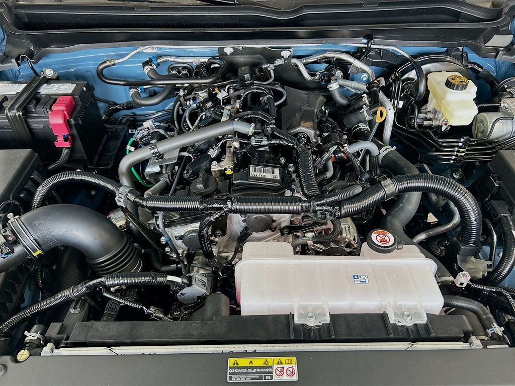 2026 Toyota Tacoma SR5 - Photo 8