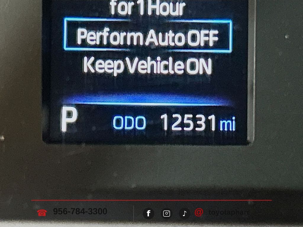 2024 Toyota Tundra SR5 - Photo 11
