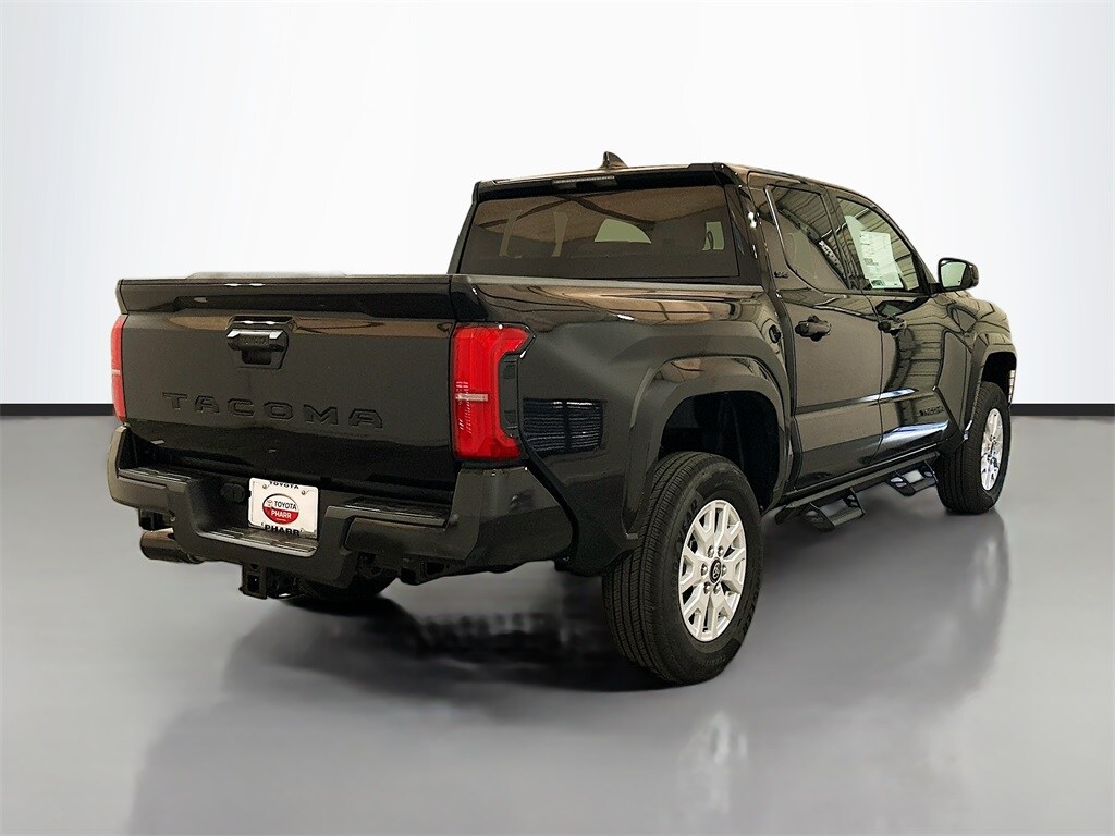 2025 Toyota Tacoma SR5 photo 4