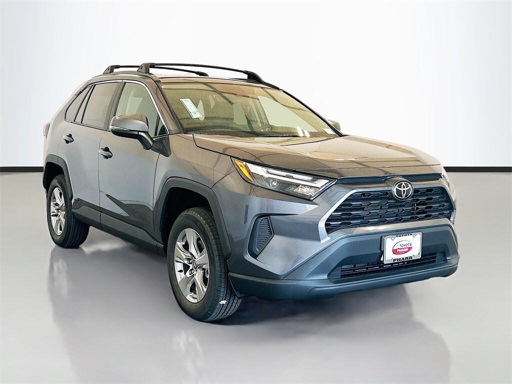 2025 Toyota RAV4 Hybrid XLE photo 3