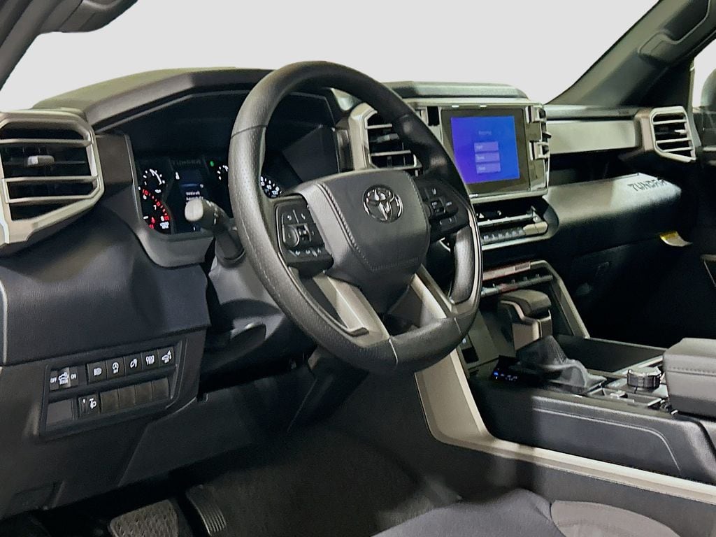 2026 Toyota Tundra SR5 - Photo 10