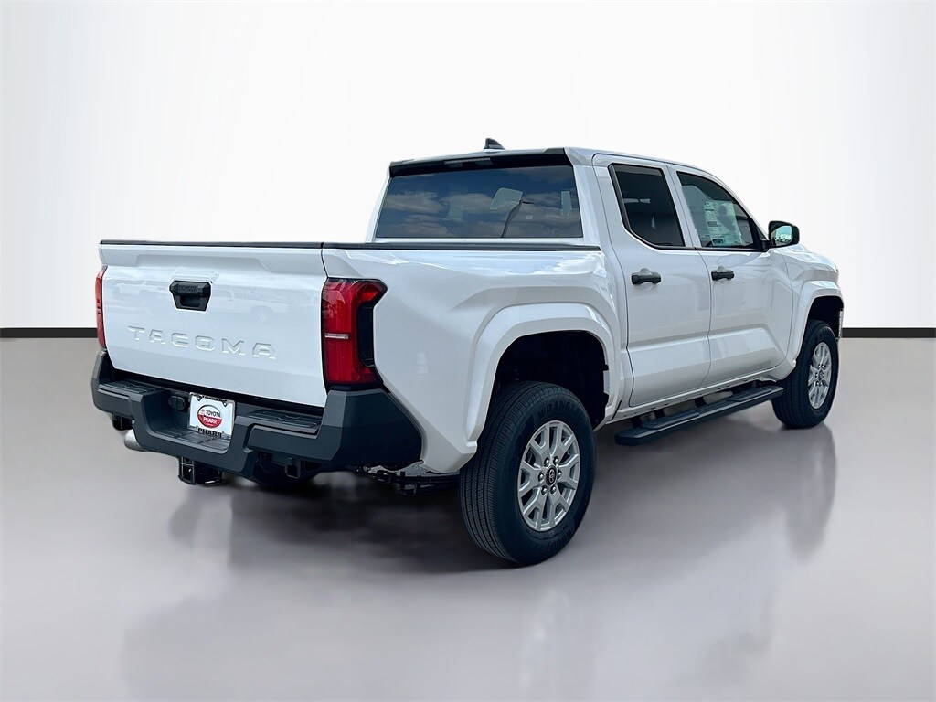 2025 Toyota Tacoma SR photo 4