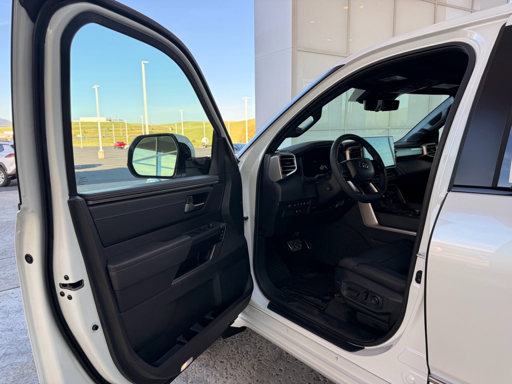 2026 Toyota Tundra Platinum - Photo 13