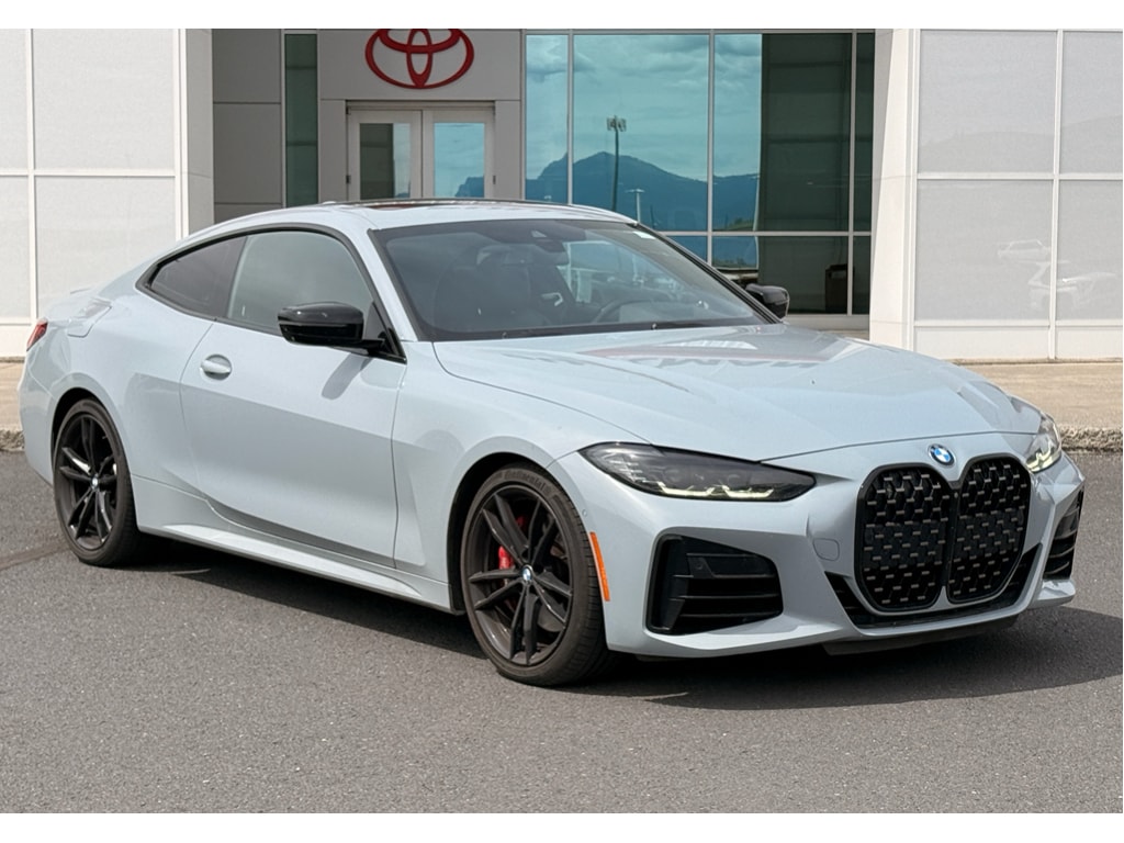 2022 BMW 4 Series M440i Coupe's photo