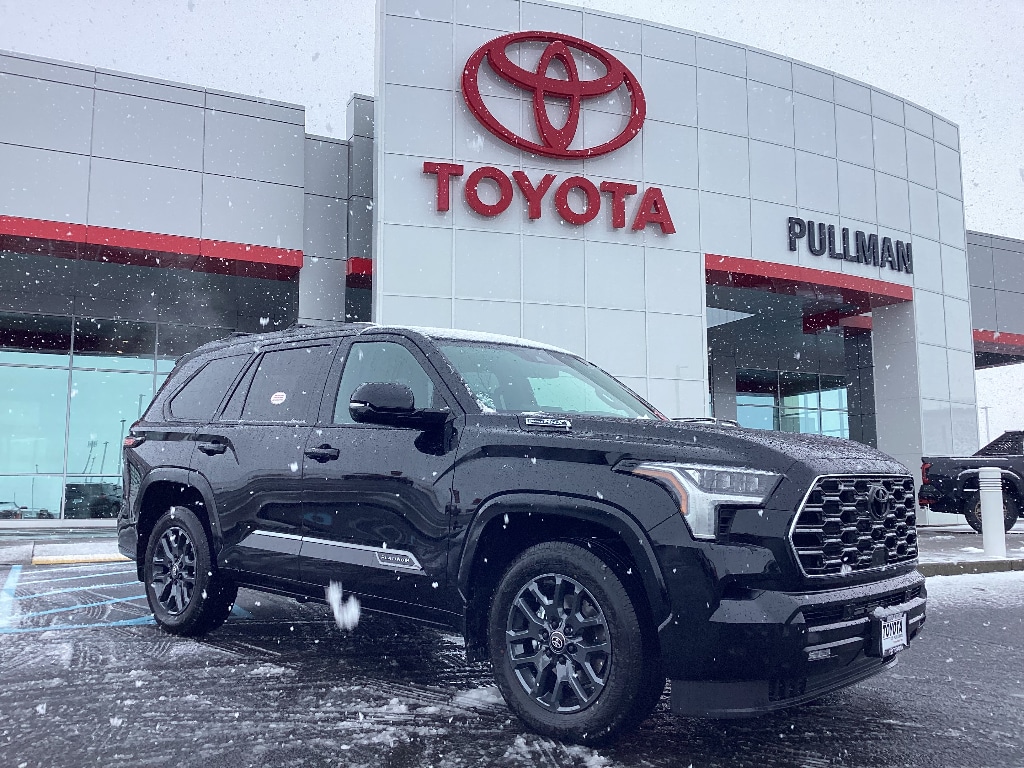 2026 Toyota Sequoia Platinum's photo