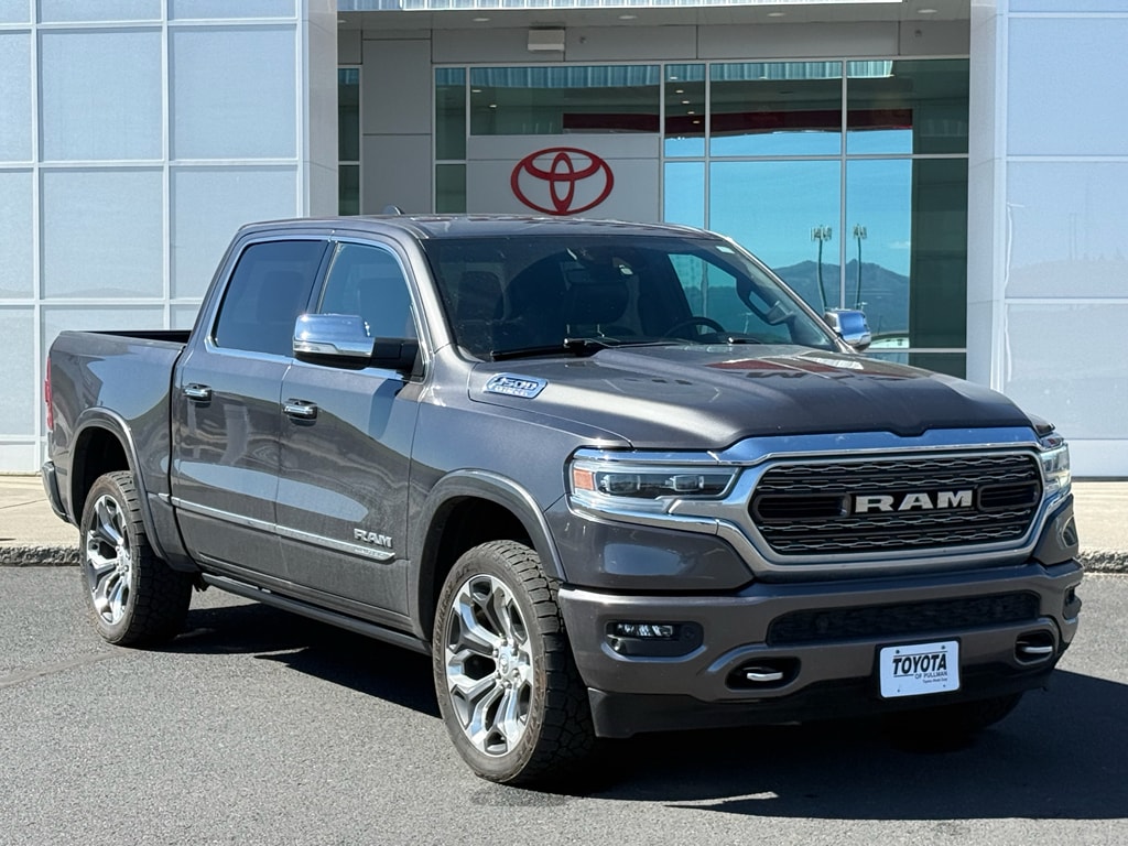 2022 RAM 1500 Limited 4x4 Crew Cab 5'7's photo
