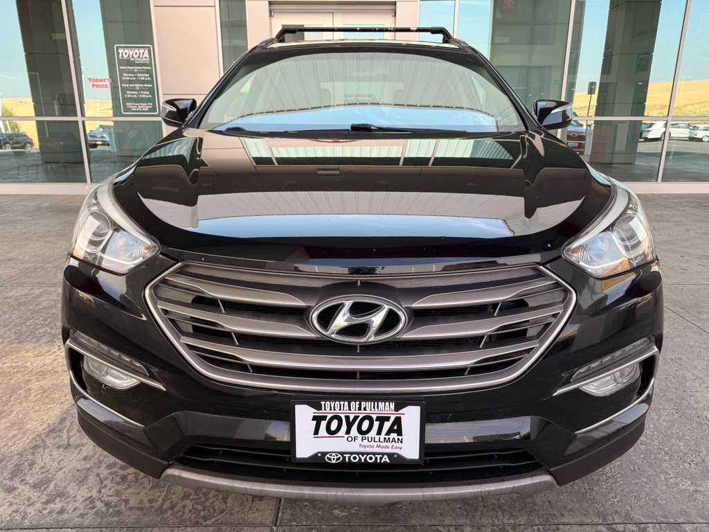 Used 2018 Hyundai Santa Fe Sport with VIN 5NMZUDLBXJH067139 for sale in Pullman, WA