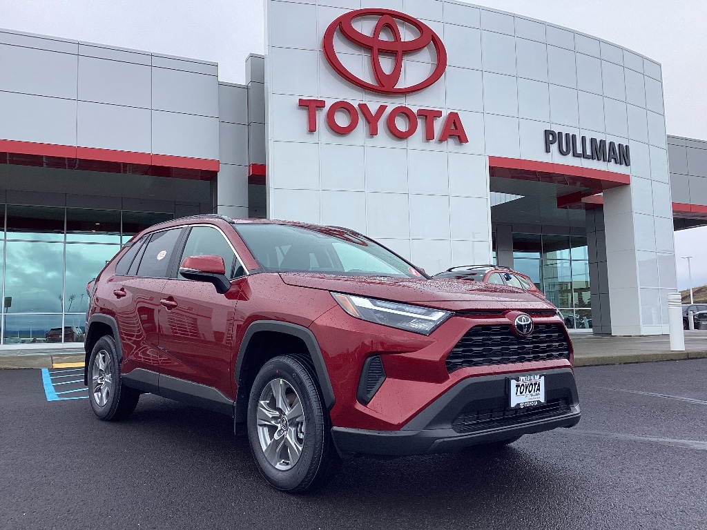2025 Toyota RAV4 XLE's photo