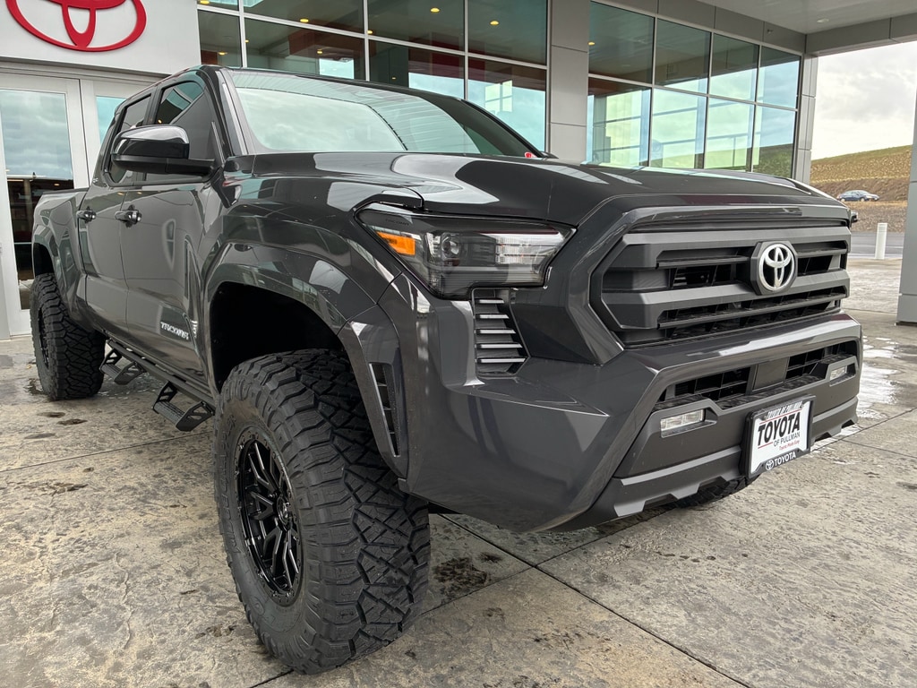 2026 Toyota Tacoma SR5 - Photo 10