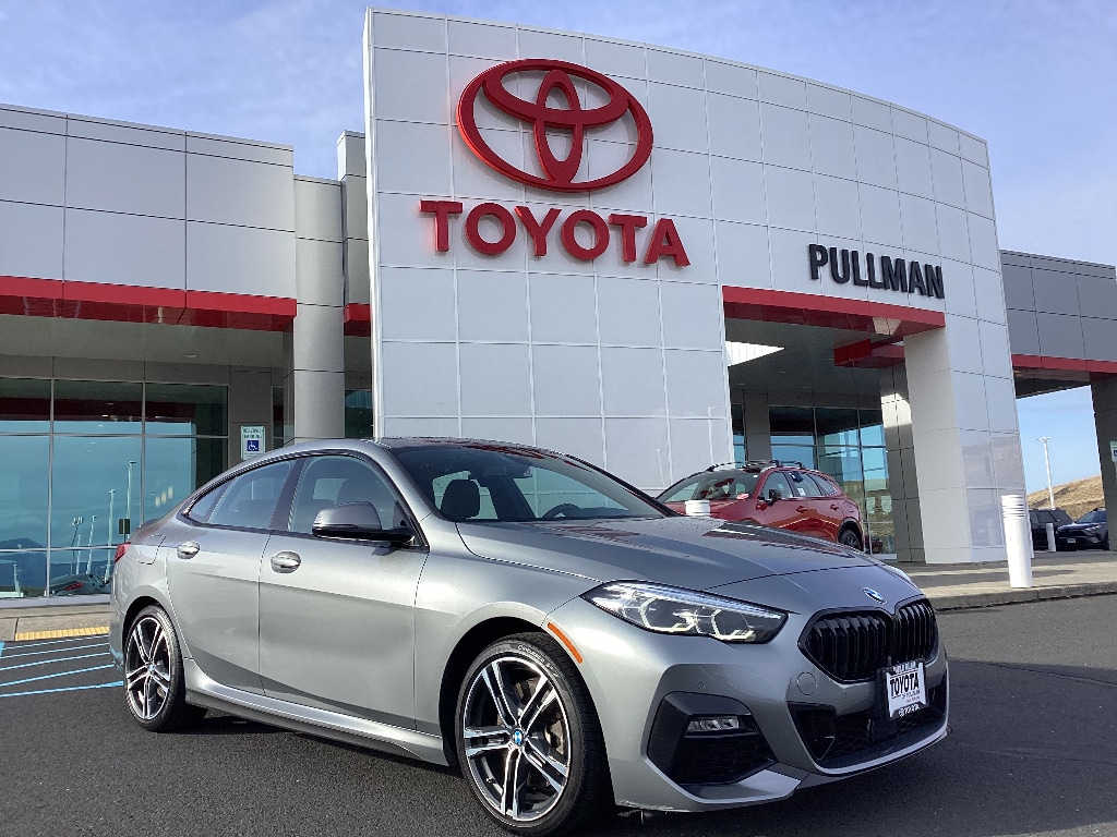 2023 BMW 2 Series 228i's photo