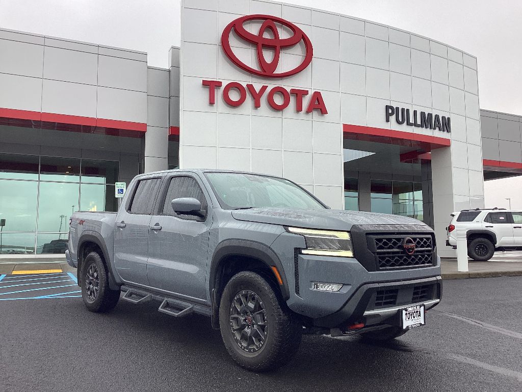 2023 Nissan Frontier PRO-4X's photo