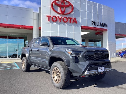 2025 Toyota Tacoma i-FORCE MAX Trailhunter Truck Double Cab