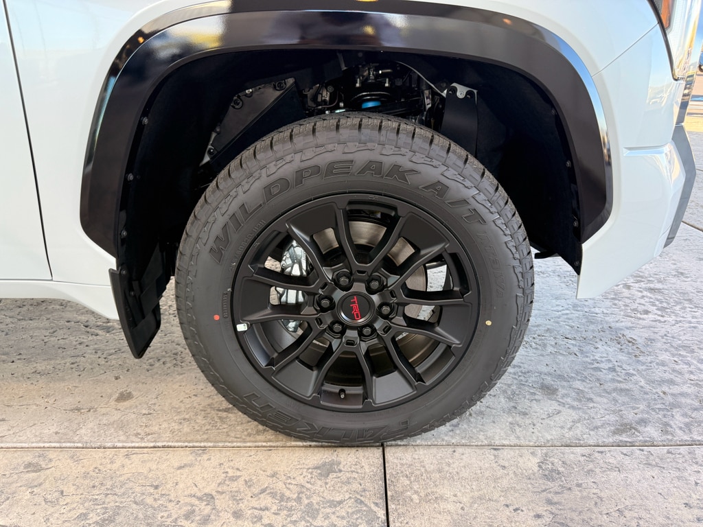 2026 Toyota Tundra Platinum - Photo 12