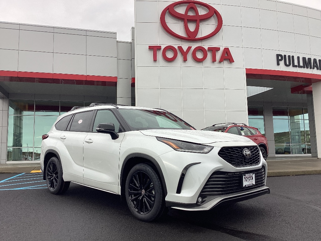 2026 Toyota Highlander XSE's photo