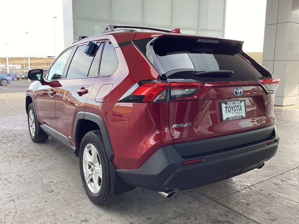 2021 Toyota RAV4 Hybrid XLE photo 4
