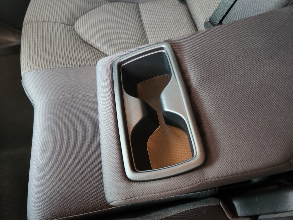 2023 Toyota Highlander LE - Photo 24