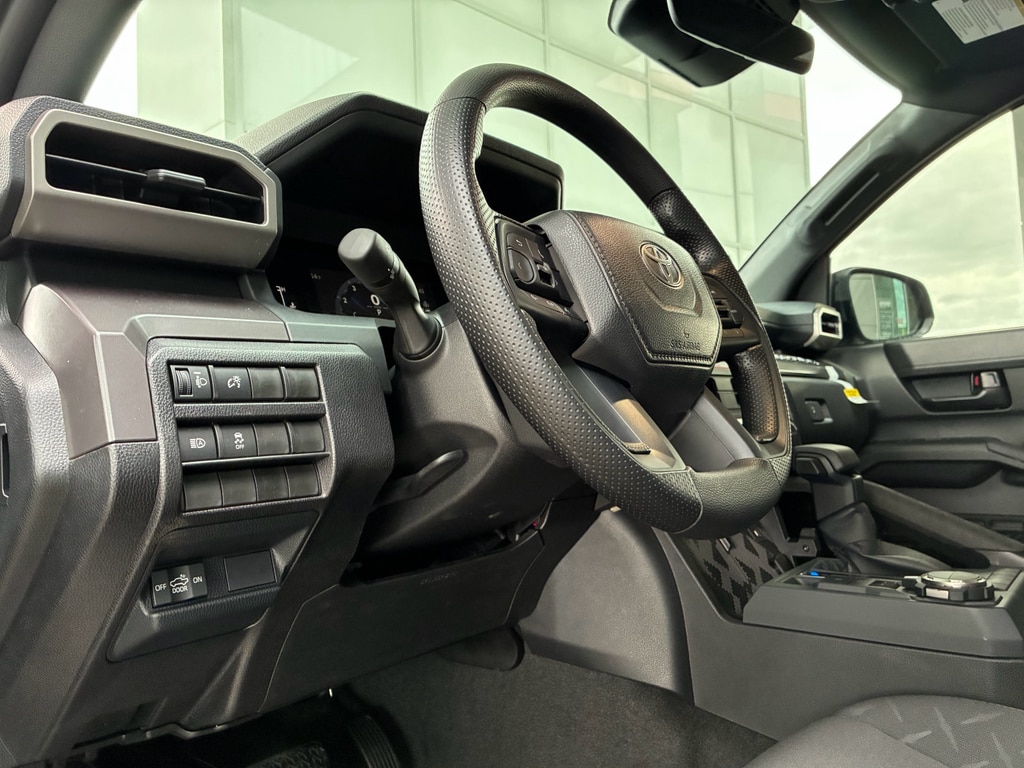 2026 Toyota Tacoma SR5 - Photo 14