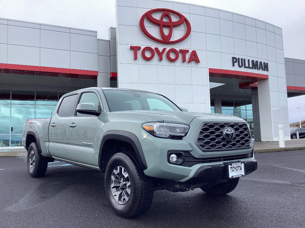 2023 Toyota Tacoma TRD Off Road's photo
