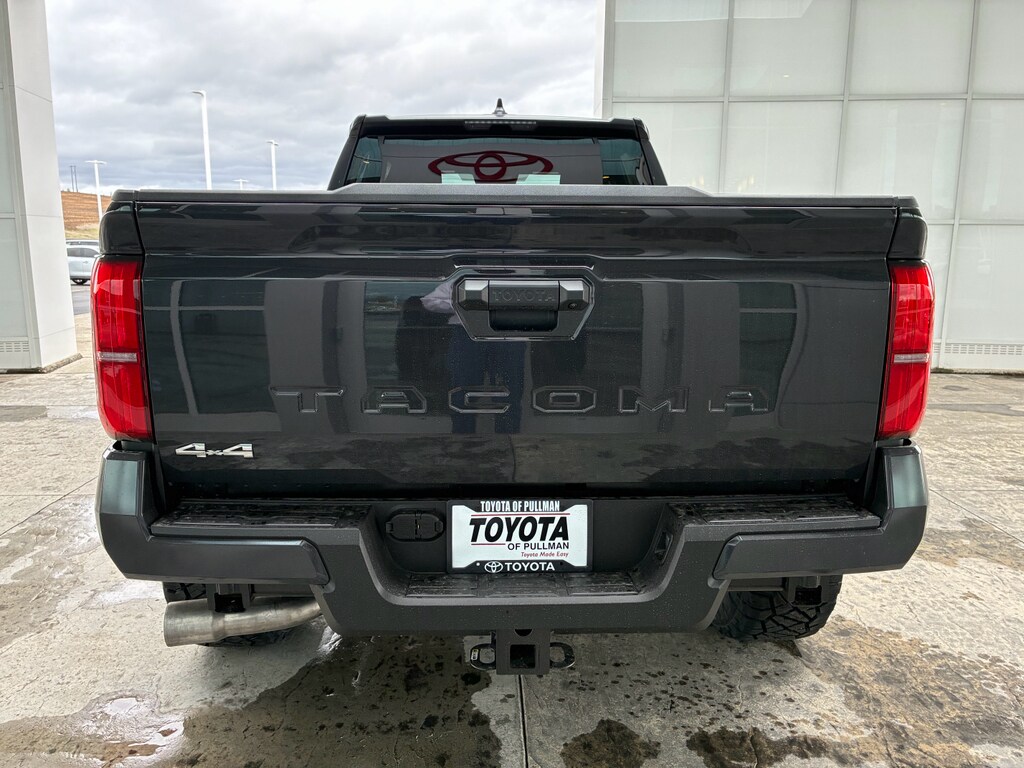2026 Toyota Tacoma SR5 - Photo 6