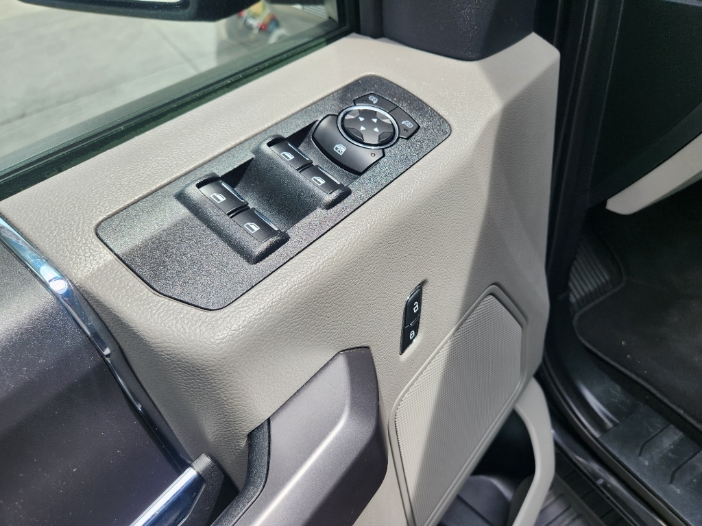 2019 Ford F-150 XLT - Photo 13