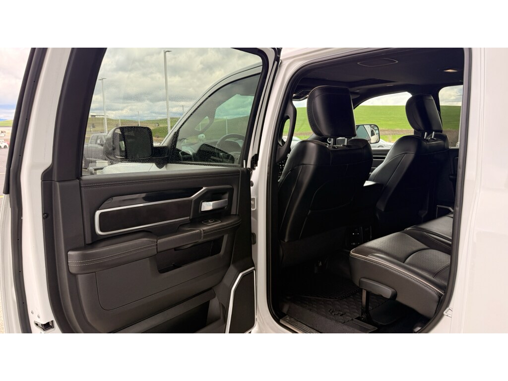 2020 RAM Ram 3500 Pickup Laramie - Photo 16