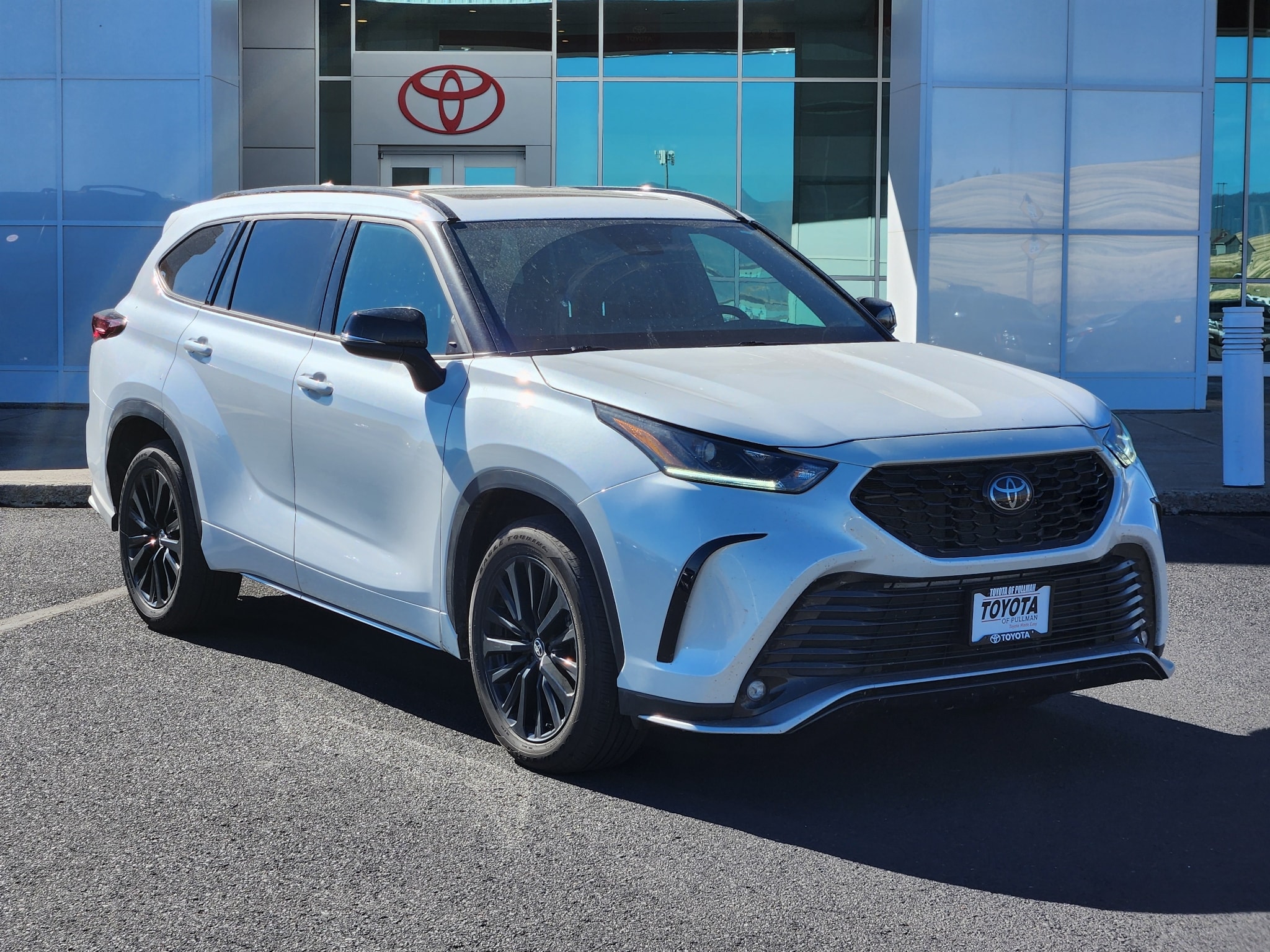 2025 Toyota Highlander XSE