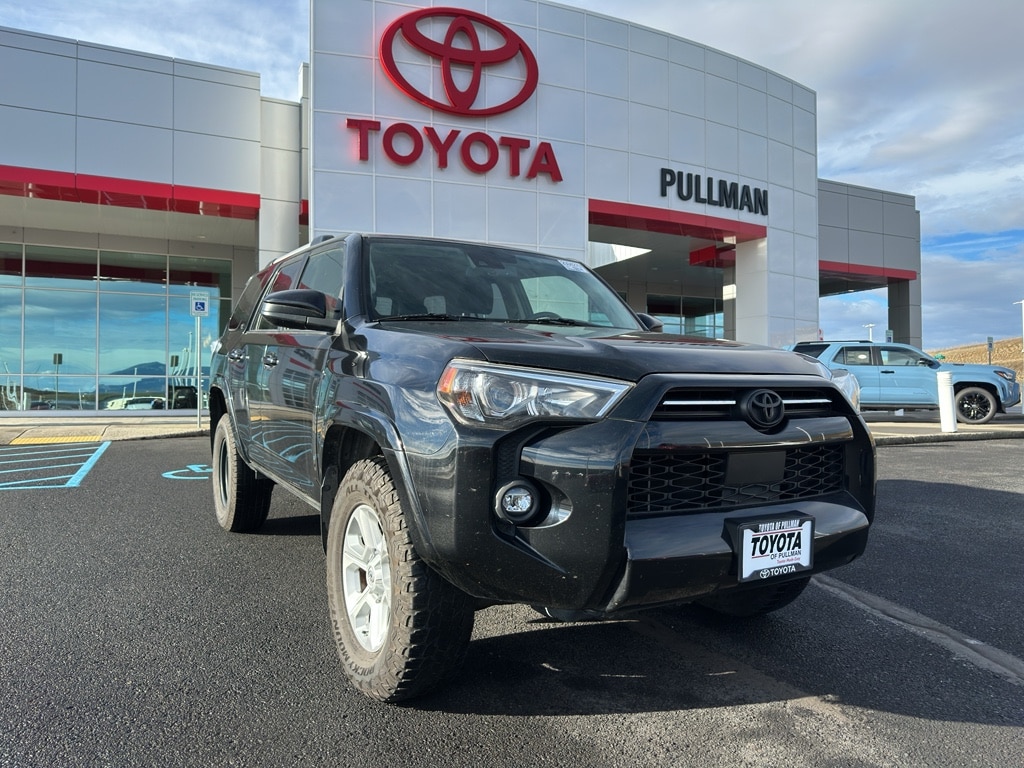 2021 Toyota 4Runner SR5's photo