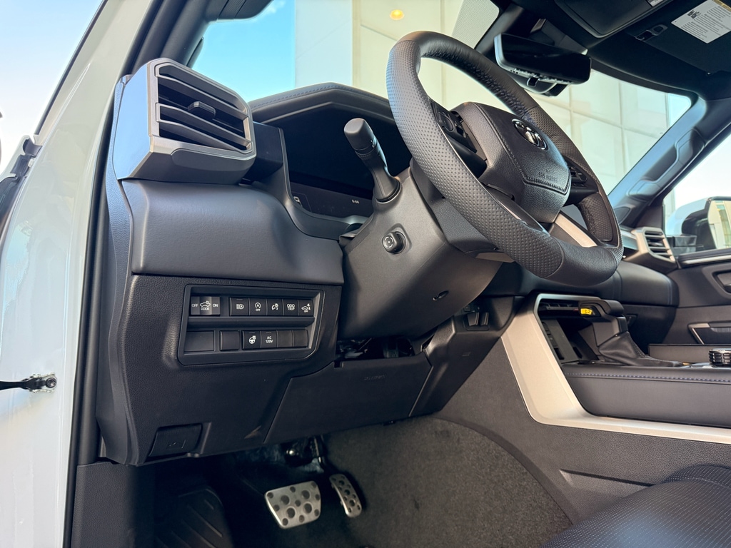 2026 Toyota Tundra Platinum - Photo 15
