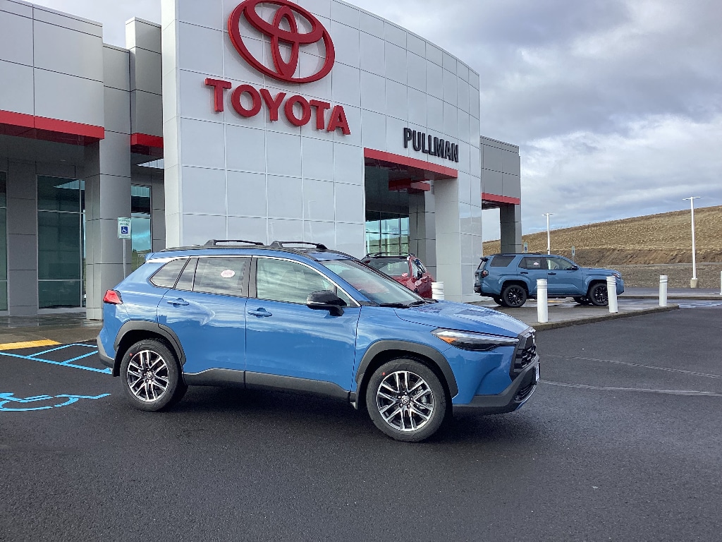 2026 Toyota Corolla Cross XLE's photo