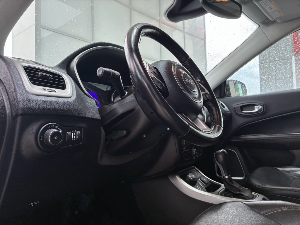 2020 Jeep Compass Sun & Safety - Photo 17