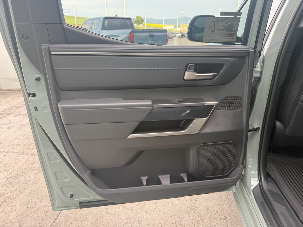 2026 Toyota Tundra Platinum - Photo 19