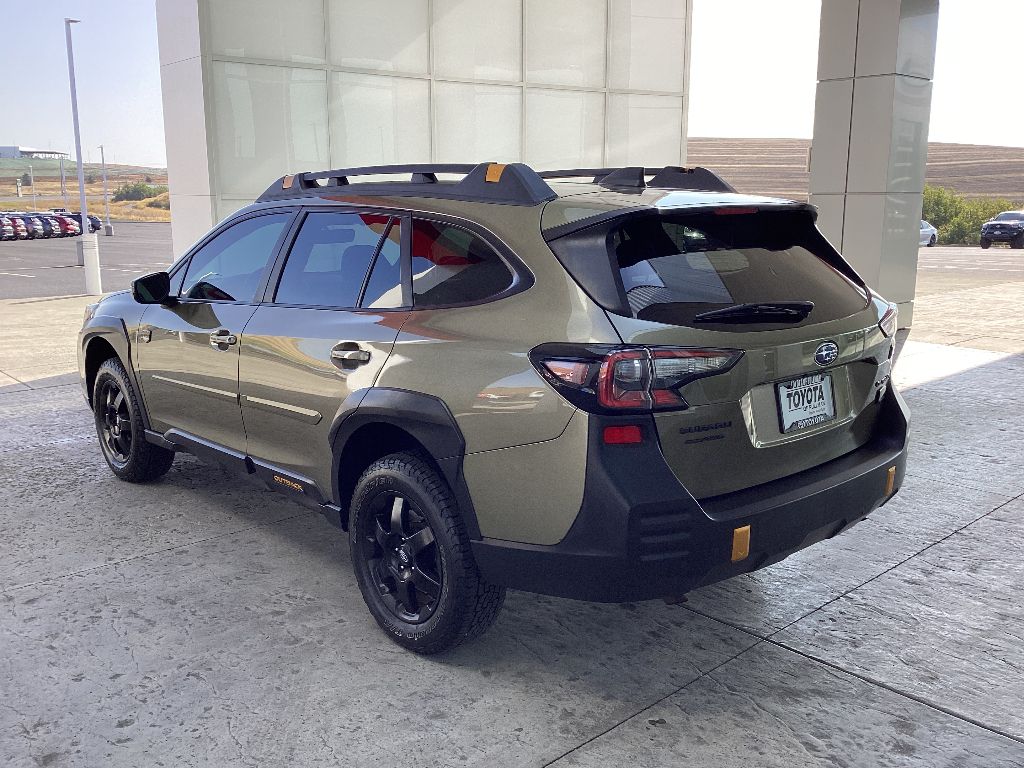 2022 Subaru Outback Wilderness photo 5