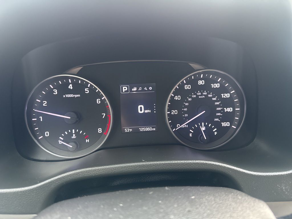 2018 Hyundai Elantra Value Edition photo 3