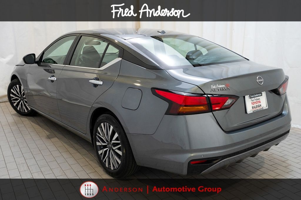 Used 2025 Nissan Altima 2.5 SV Sedan