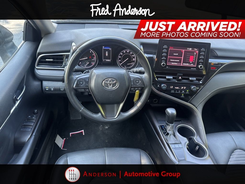 2024 Toyota Camry SE photo 2