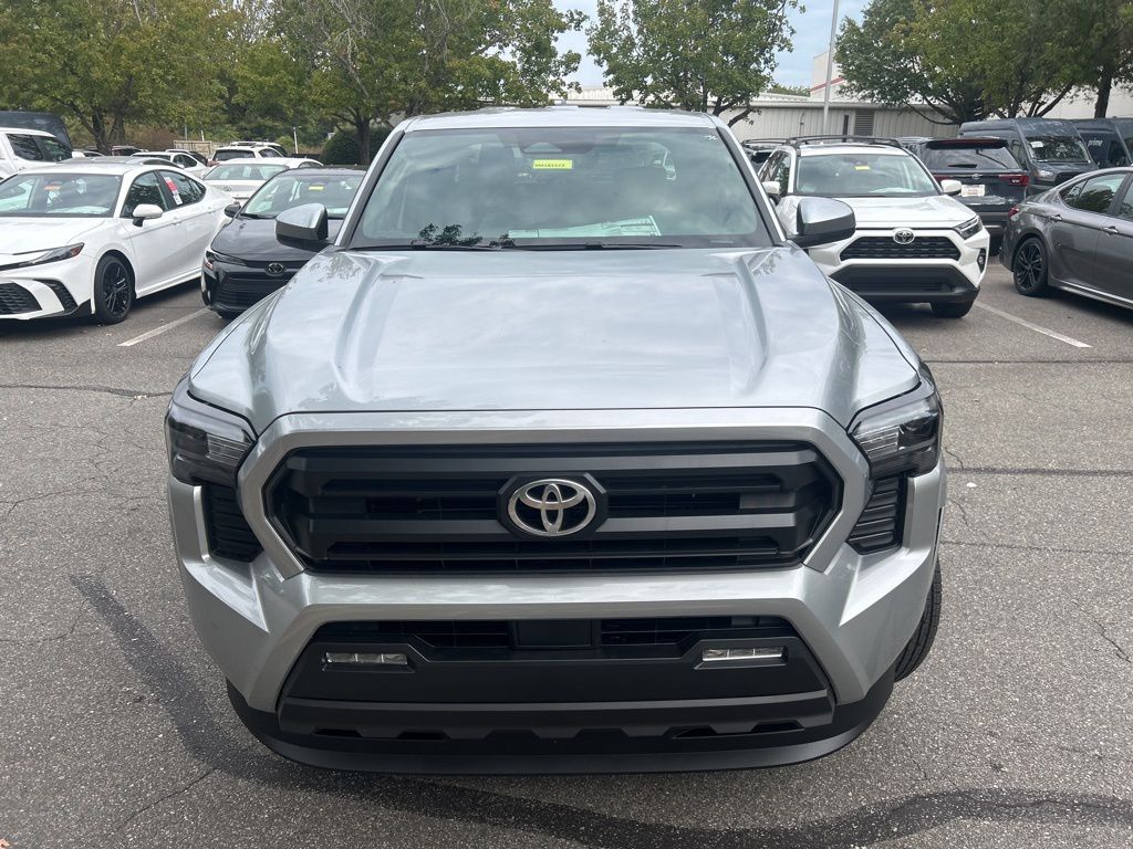 2025 Toyota Tacoma SR5 photo 2