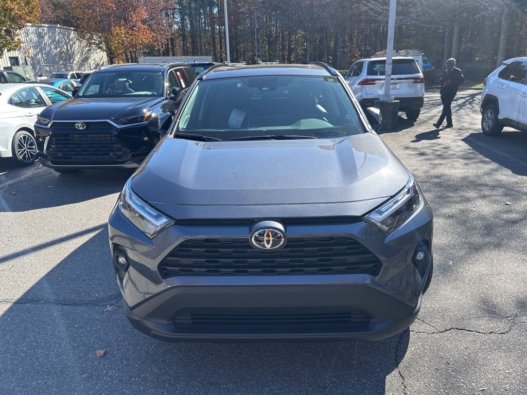 2025 Toyota RAV4 XLE Premium photo 2