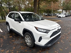 2019 Toyota RAV4 LE SUV