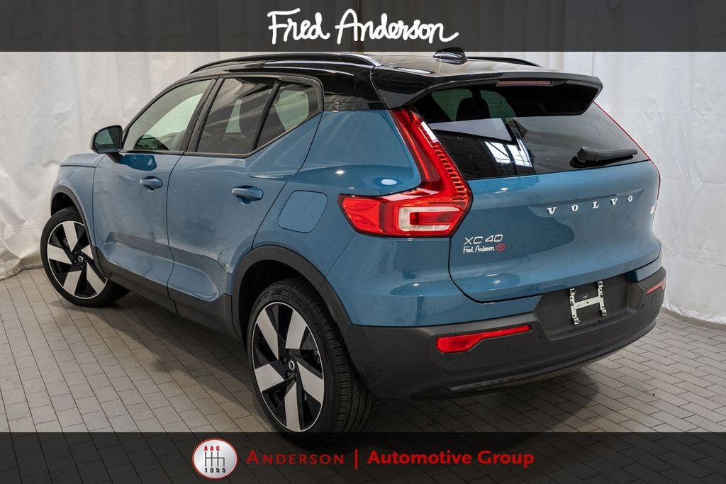 Used 2023 Volvo XC40 Recharge Pure Electric Ultimate SUV