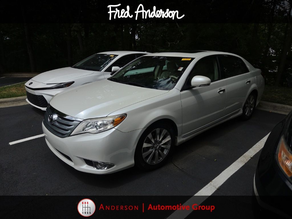 2012 Toyota Avalon's photo