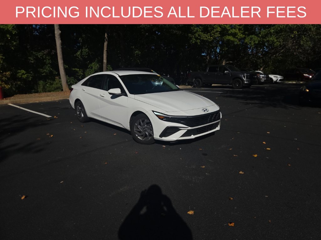 Used 2024 Hyundai Elantra SEL Sedan
