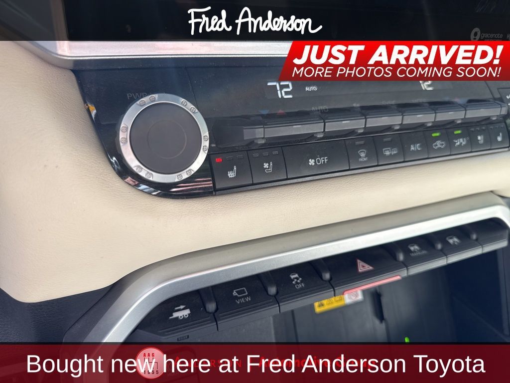 2022 Toyota Tundra 1794 Edition photo 2