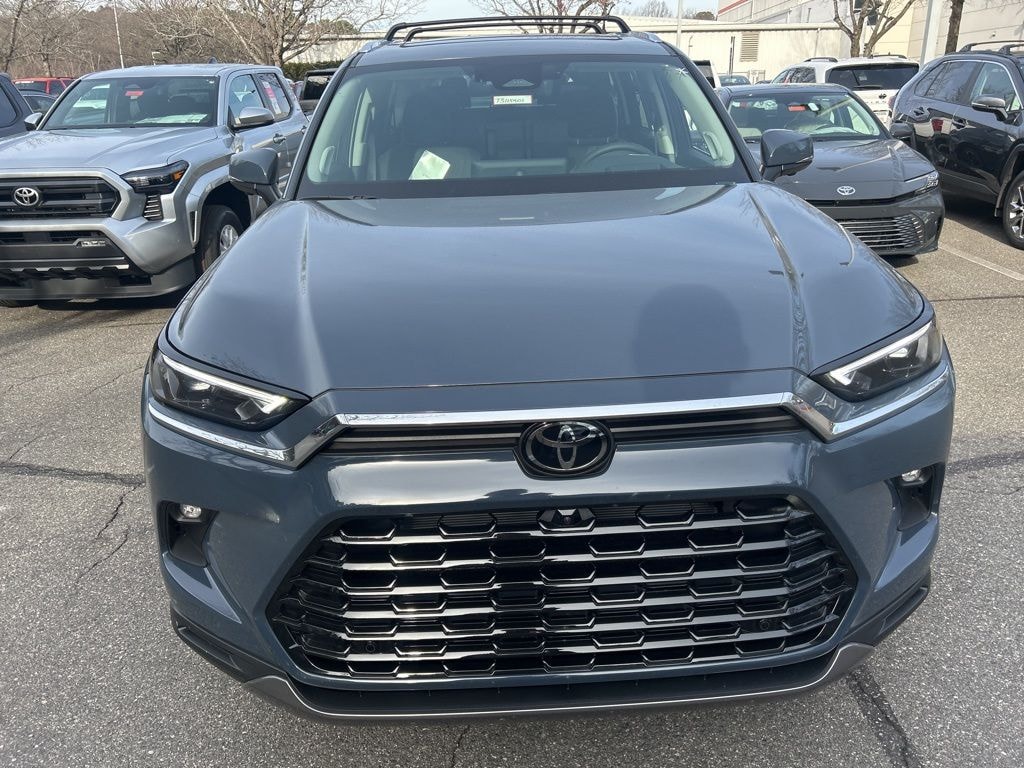 New 2026 Toyota Grand Highlander Platinum SUV