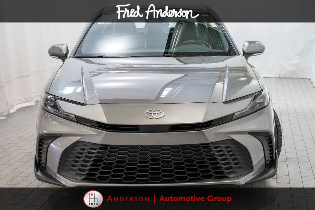 Used 2025 Toyota Camry SE Sedan